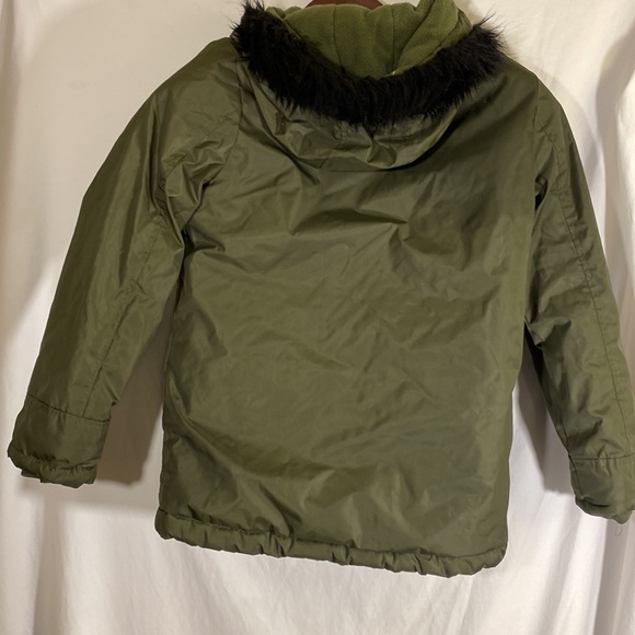 Girls Zip/Button up winter coat size 10/12 - Picture 5 of 7